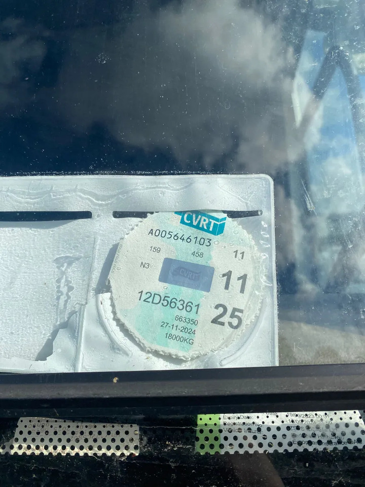 2012 DAF CF 65.250 4×2 Curtainsider - Camión lona: foto 2 2012 DAF CF 65.250 4×2 Curtainsider - Camión lona: foto 2