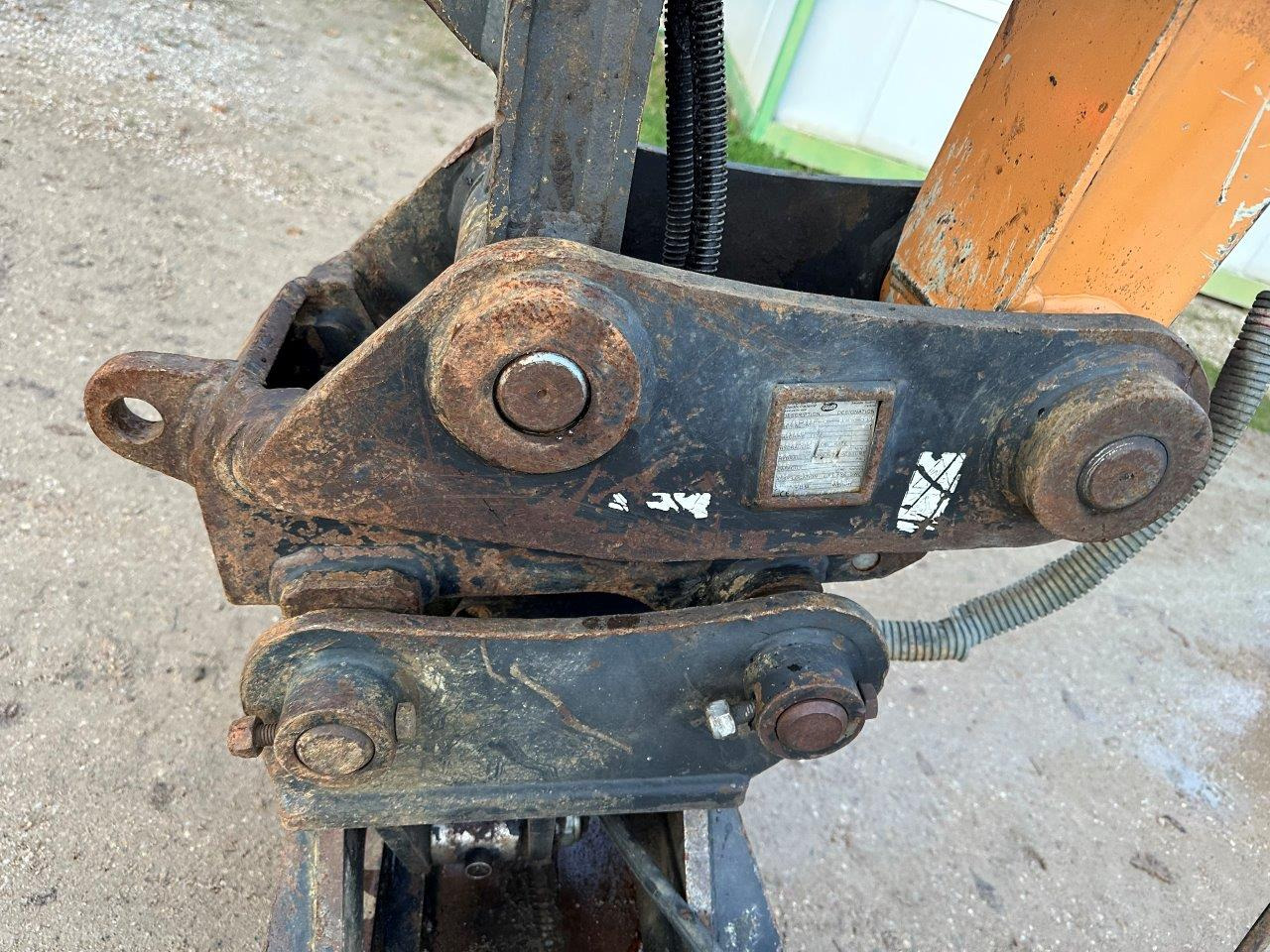 Miniexcavadora CASE CX 80 C: foto 12