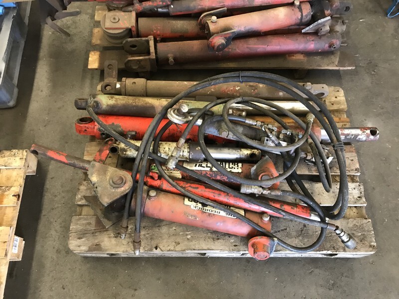 Grote partij hydraulische cilinders - Cilindro hidráulico para Maquinaria agrícola: foto 2 Grote partij hydraulische cilinders - Cilindro hidráulico para Maquinaria agrícola: foto 2