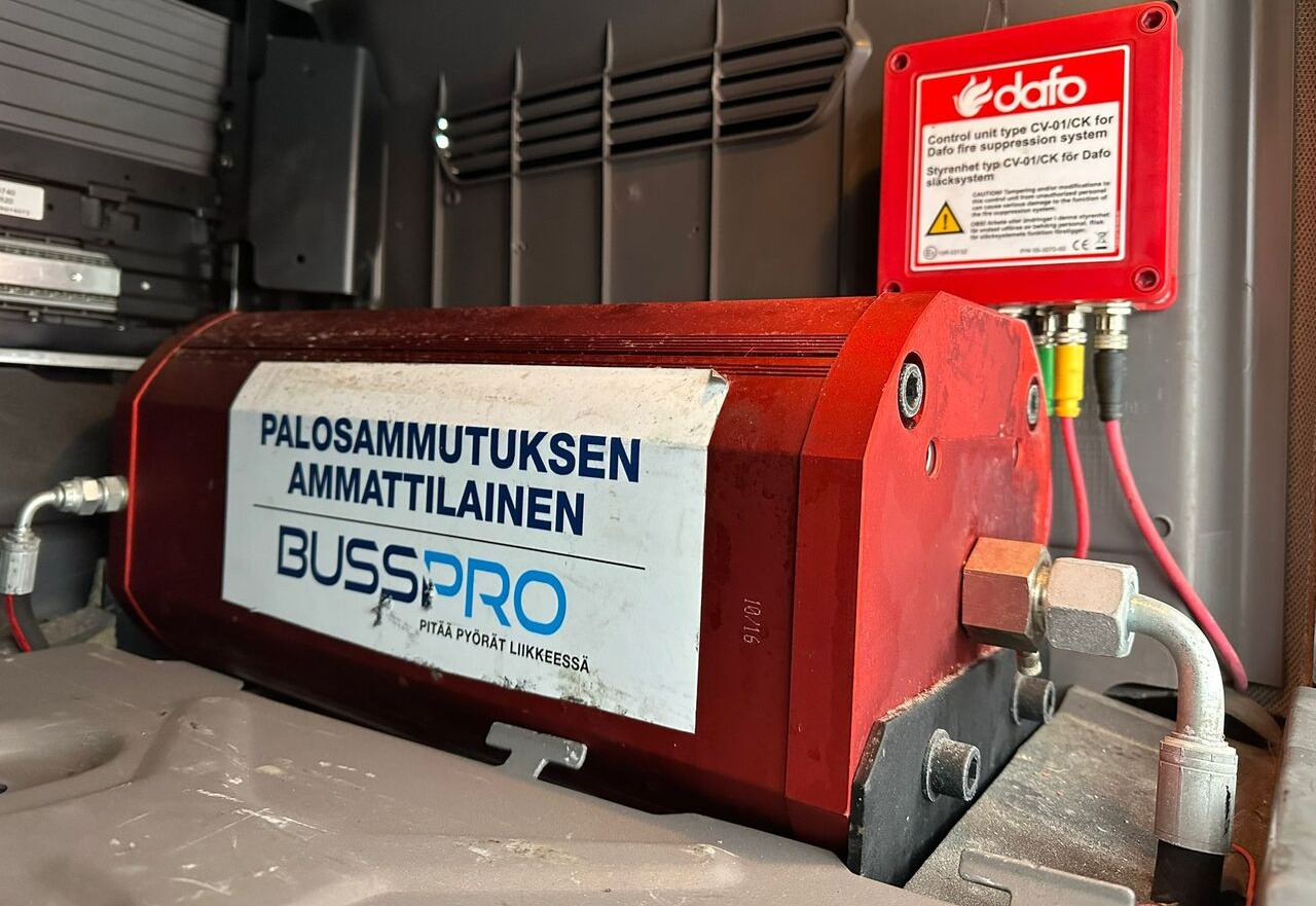 Camión chasis Scania R520 8x4 ADR: foto 12 Camión chasis Scania R520 8x4 ADR: foto 12