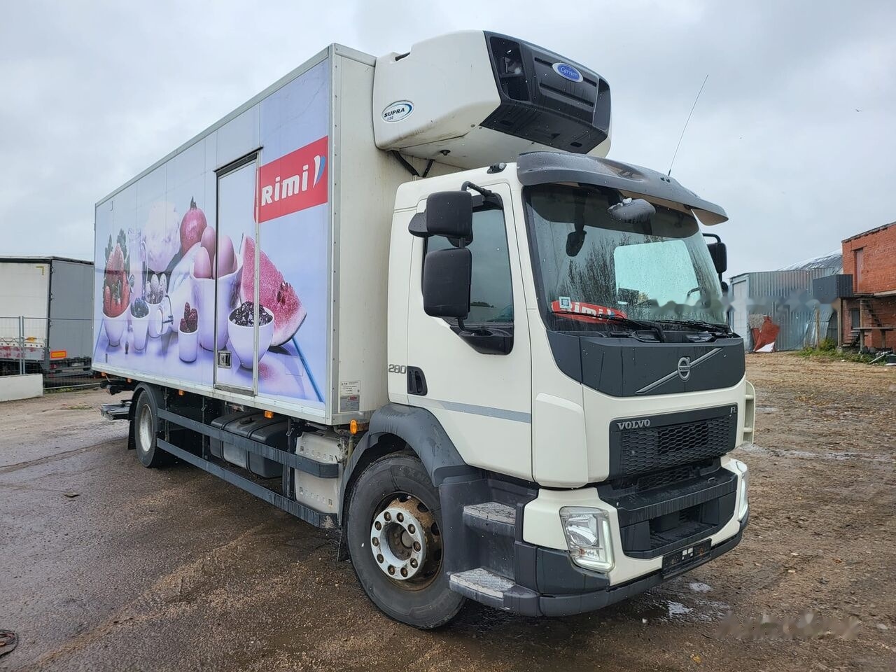 Volvo FL 280 - Camión frigorífico: foto 1 Volvo FL 280 - Camión frigorífico: foto 1