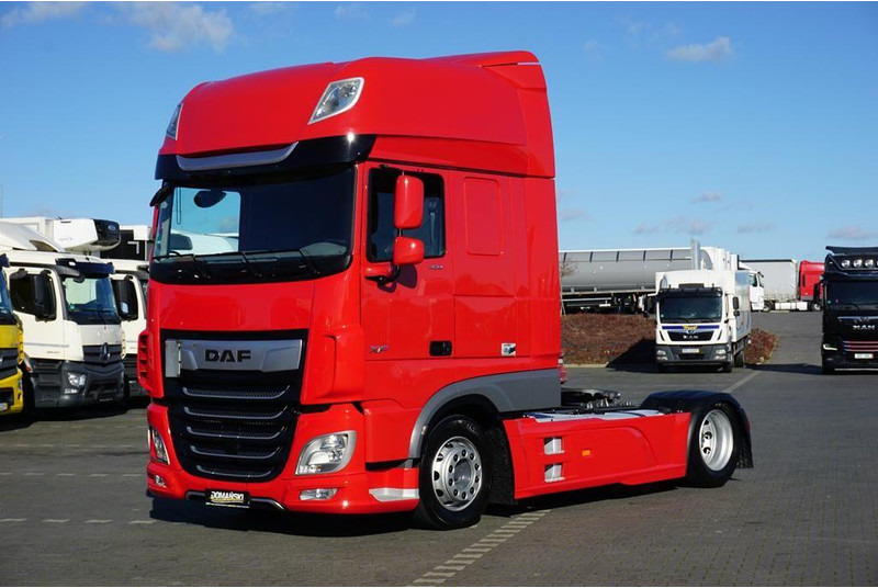 DAF 106 / 480 / EURO 6 / ACC / MEGA / LOW DECK / SUPER SPACE CAB - Cabeza tractora: foto 1 DAF 106 / 480 / EURO 6 / ACC / MEGA / LOW DECK / SUPER SPACE CAB - Cabeza tractora: foto 1