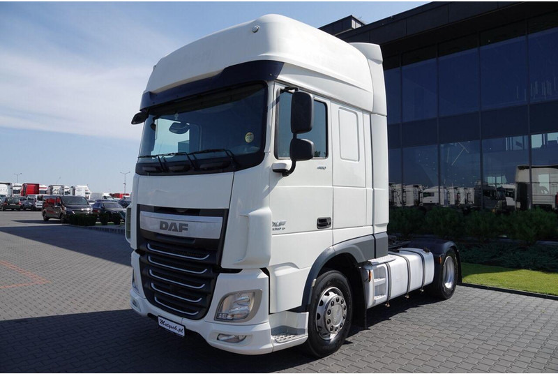 DAF XF 460 / MANUAL / STANDARD / SUPER SPACE CAB / EURO 6 - Cabeza tractora: foto 5 DAF XF 460 / MANUAL / STANDARD / SUPER SPACE CAB / EURO 6 - Cabeza tractora: foto 5