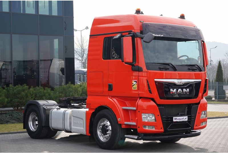 MAN TGX 18.440 / 4x4 / HYDRAULIKA / HYDRODRIVE / EURO 6 / MANUAL / P - Cabeza tractora: foto 2 MAN TGX 18.440 / 4x4 / HYDRAULIKA / HYDRODRIVE / EURO 6 / MANUAL / P - Cabeza tractora: foto 2