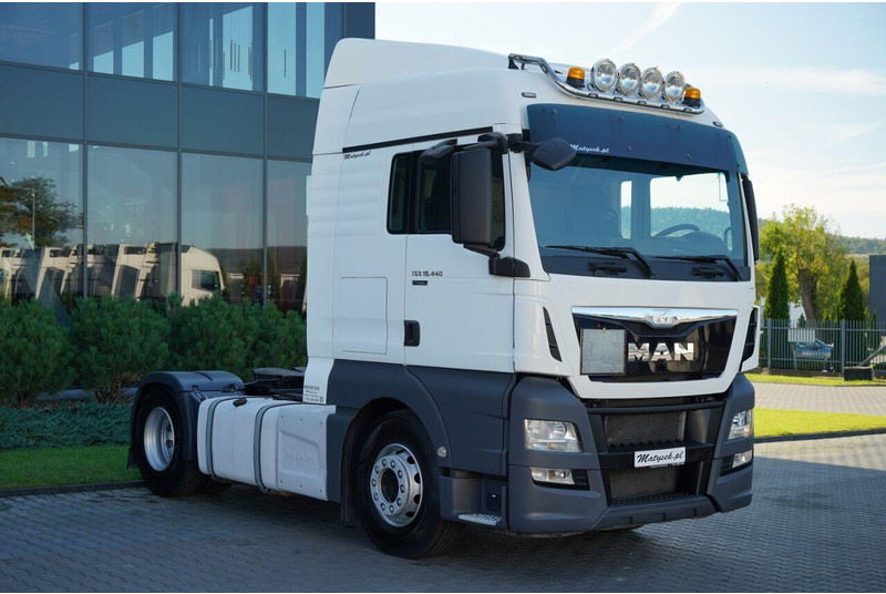 MAN TGX 18.440 - Cabeza tractora: foto 1 MAN TGX 18.440 - Cabeza tractora: foto 1