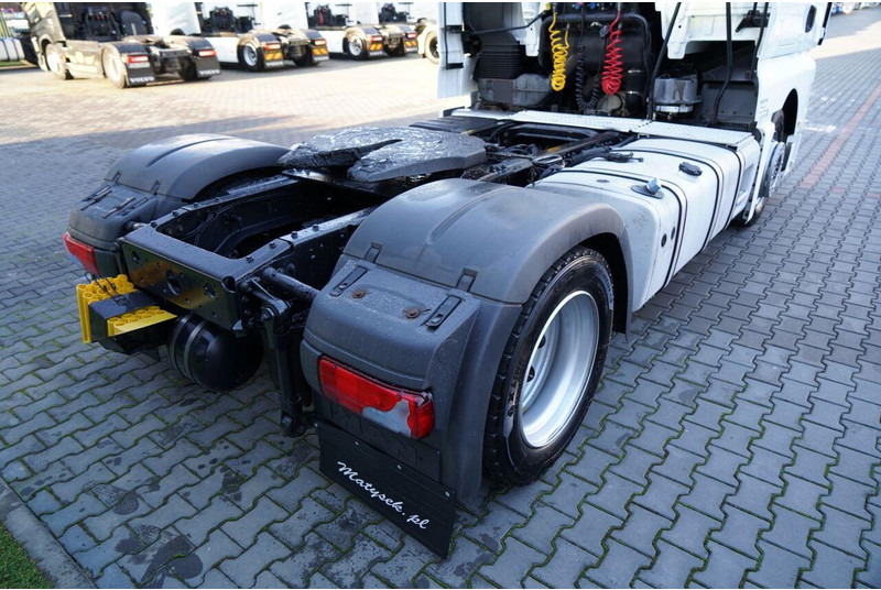 Cabeza tractora MAN TGX 18.440 / XLX / MEGA / MANUAL / LOW DECK: foto 15
