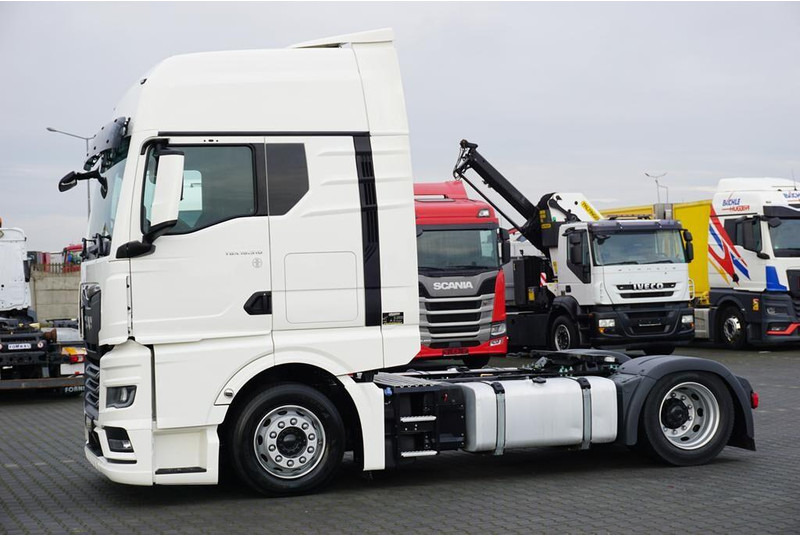 MAN TGX / 18.510 / EURO 6 / LOW DECK / MEGA / GX / ACC / RETARDER / - Cabeza tractora: foto 3 MAN TGX / 18.510 / EURO 6 / LOW DECK / MEGA / GX / ACC / RETARDER / - Cabeza tractora: foto 3