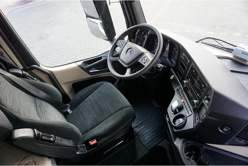 Cabeza tractora Mercedes-Benz ACTROS / 1851 / EURO 6 / ACC / BIG SPACE: foto 13 Cabeza tractora Mercedes-Benz ACTROS / 1851 / EURO 6 / ACC / BIG SPACE: foto 13