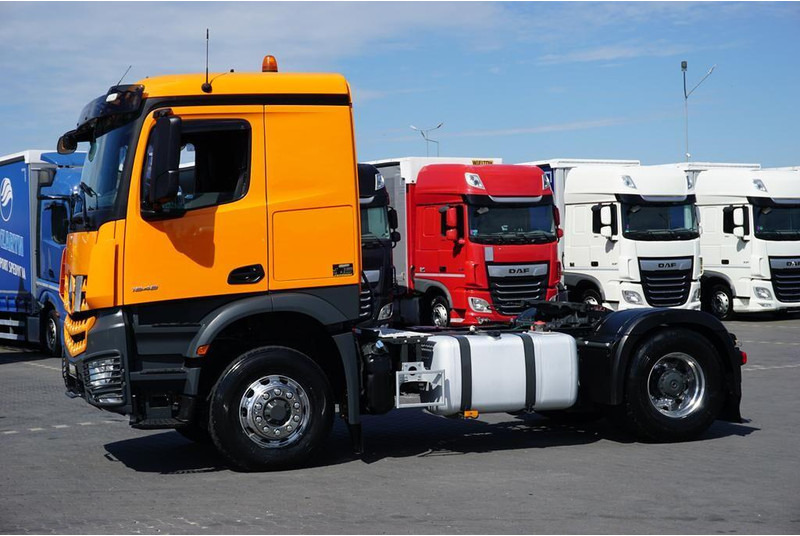 Mercedes-Benz AROCS / 1848 / E 6 / ACC / 4 X 4 / HAD / HYDRAULIKA / RETARDER - Cabeza tractora: foto 3 Mercedes-Benz AROCS / 1848 / E 6 / ACC / 4 X 4 / HAD / HYDRAULIKA / RETARDER - Cabeza tractora: foto 3