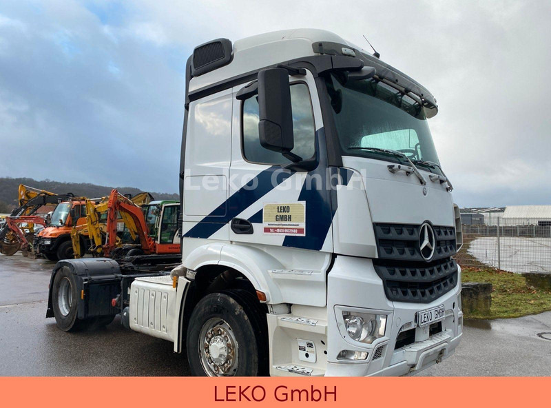 Mercedes-Benz Arocs 4x4 Euro 6 Kipphydraulik - Cabeza tractora: foto 1 Mercedes-Benz Arocs 4x4 Euro 6 Kipphydraulik - Cabeza tractora: foto 1