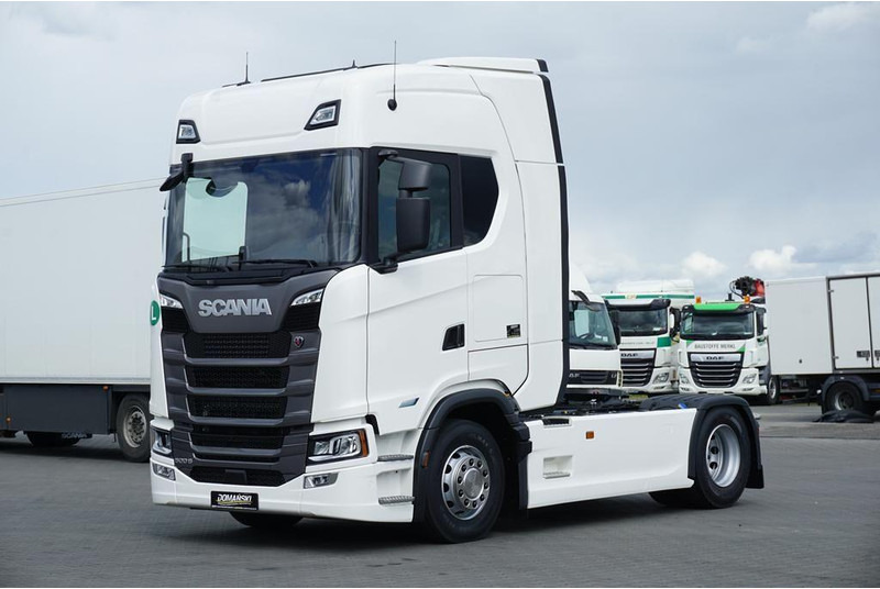 Scania S 500 / EURO 6 / ACC / RETARDER / PEŁNA OPCJA / JAK NOWA - Cabeza tractora: foto 3 Scania S 500 / EURO 6 / ACC / RETARDER / PEŁNA OPCJA / JAK NOWA - Cabeza tractora: foto 3