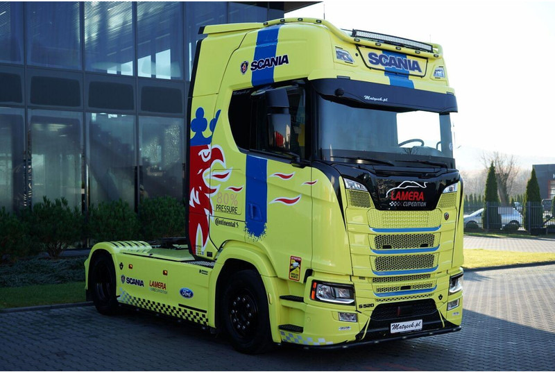 Scania S 520 / V8 / RETARDER / I-PARK COOL / FULL AIRMATIC / SKÓRY / - Cabeza tractora: foto 4 Scania S 520 / V8 / RETARDER / I-PARK COOL / FULL AIRMATIC / SKÓRY / - Cabeza tractora: foto 4