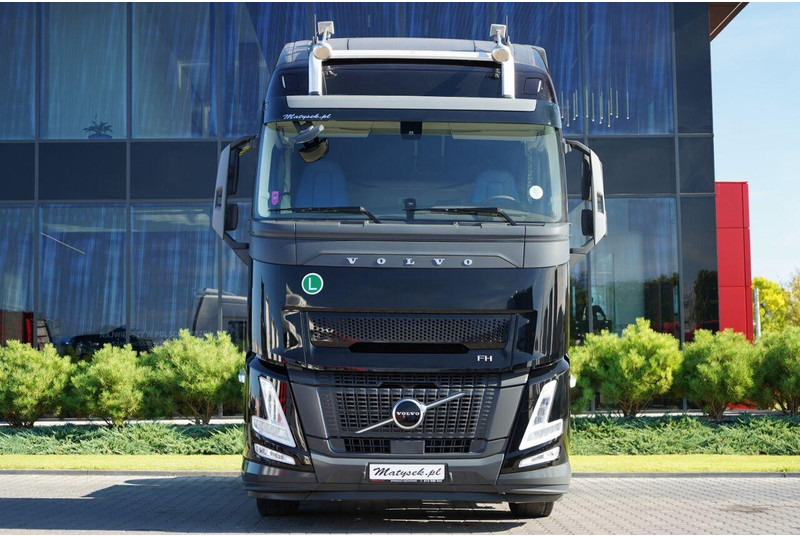 Volvo FH 500 / 2025 ROK / 97 TYS KM / XXL / I-SHIFT - Cabeza tractora: foto 4 Volvo FH 500 / 2025 ROK / 97 TYS KM / XXL / I-SHIFT - Cabeza tractora: foto 4
