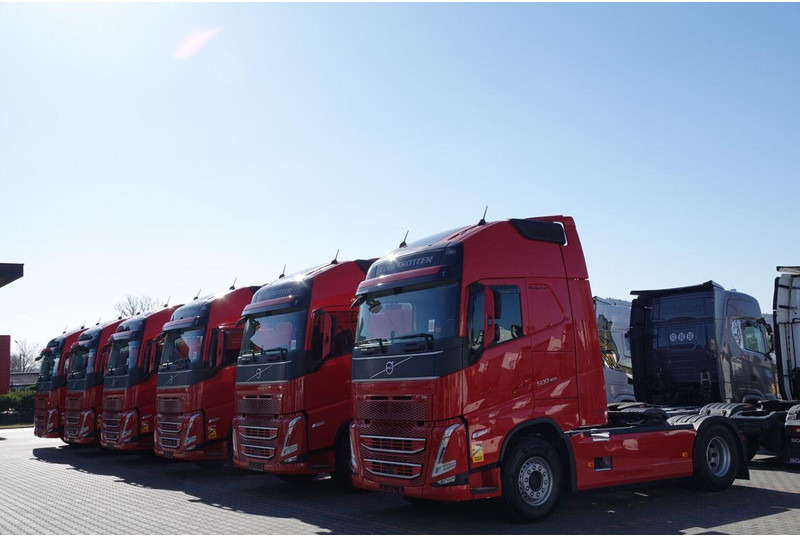 Volvo FH 500 / I-SAVE / XXL / I-PARK COOL NOWY MODEL / OPONY 100 % / - Cabeza tractora: foto 2 Volvo FH 500 / I-SAVE / XXL / I-PARK COOL NOWY MODEL / OPONY 100 % / - Cabeza tractora: foto 2
