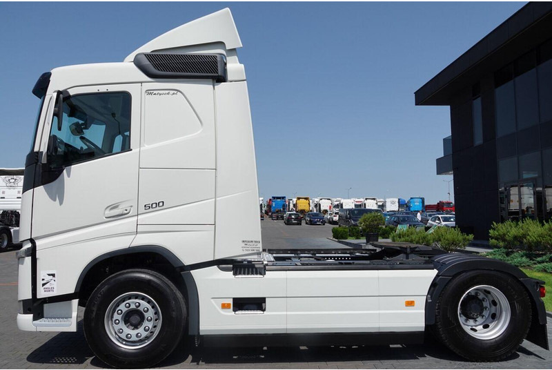 Volvo FH 500 / NISKA KABINA / PO ZŁOTYM KONTRAKCIE SERWISOWYM / OPONY - Cabeza tractora: foto 5 Volvo FH 500 / NISKA KABINA / PO ZŁOTYM KONTRAKCIE SERWISOWYM / OPONY - Cabeza tractora: foto 5