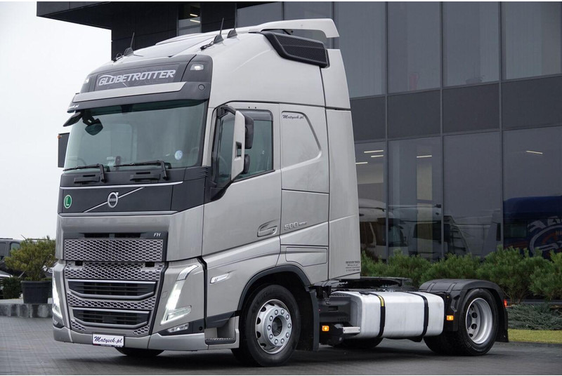 Volvo FH 500 / XXL / I-SAVE / LOWDECK / MEGA / I-PARK COOL / PO ZŁOT - Cabeza tractora: foto 5 Volvo FH 500 / XXL / I-SAVE / LOWDECK / MEGA / I-PARK COOL / PO ZŁOT - Cabeza tractora: foto 5