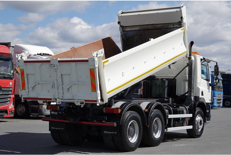 DAF CF 85.410 / 6X4 / WYWROTKA 2 STR / BORDMATIC / HYDROBURTA / MANU - Camión volquete: foto 3 DAF CF 85.410 / 6X4 / WYWROTKA 2 STR / BORDMATIC / HYDROBURTA / MANU - Camión volquete: foto 3