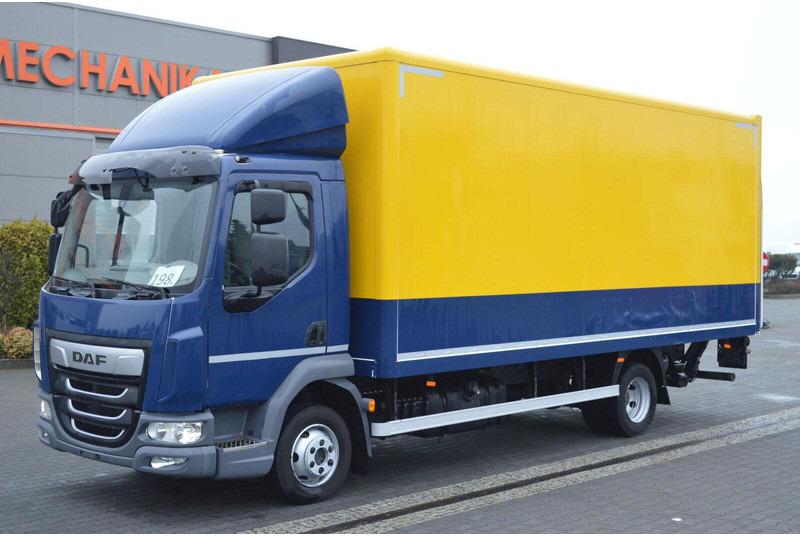 DAF LF 180 FA - Camión caja cerrada: foto 1 DAF LF 180 FA - Camión caja cerrada: foto 1