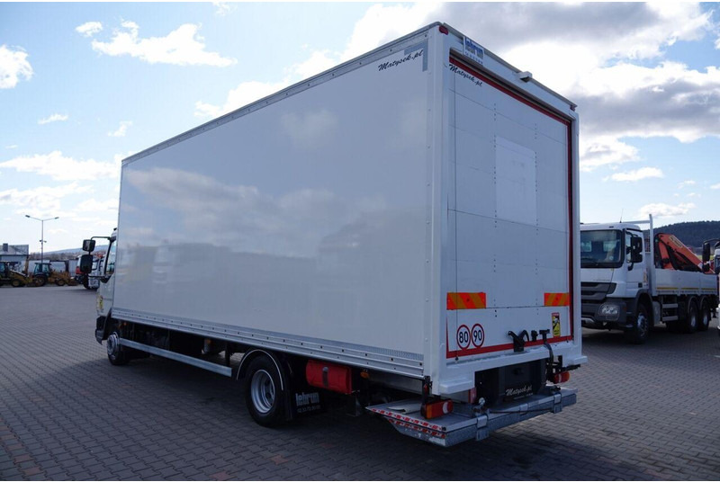 DAF LF 210 / KONTENER - 7 M / SOLÓWKA / WINDA DHOLLANDIA / EURO 6 - Camión caja cerrada: foto 4 DAF LF 210 / KONTENER - 7 M / SOLÓWKA / WINDA DHOLLANDIA / EURO 6 - Camión caja cerrada: foto 4