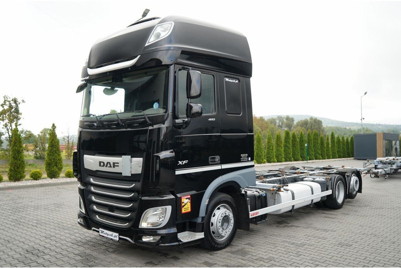 DAF XF 480 / BDF / 6X2 / SSC / I-PARK COOL / OŚ PODNOSZONA / PO KONT - Camión lona: foto 1 DAF XF 480 / BDF / 6X2 / SSC / I-PARK COOL / OŚ PODNOSZONA / PO KONT - Camión lona: foto 1