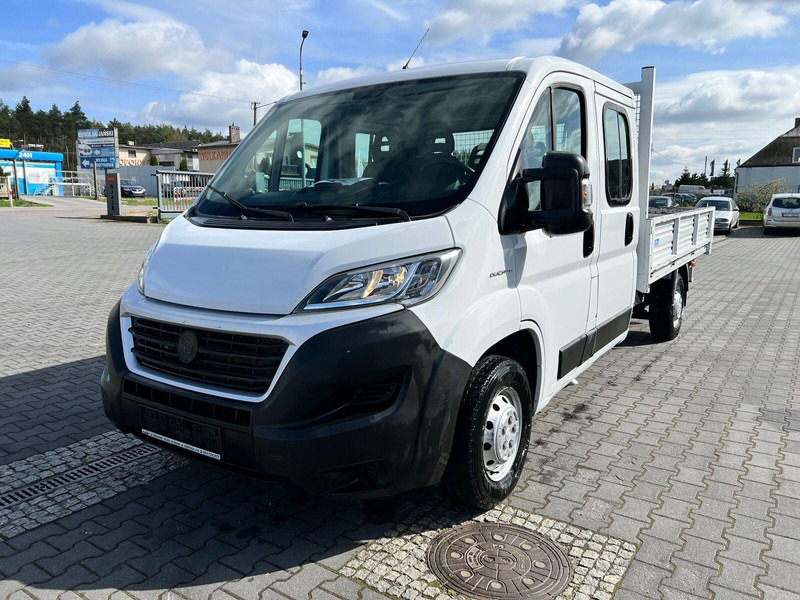 Fiat Ducato Brygadówka Doka 7-miejsc + Skrzynia - Furgoneta caja abierta, Furgoneta combi: foto 1 Fiat Ducato Brygadówka Doka 7-miejsc + Skrzynia - Furgoneta caja abierta, Furgoneta combi: foto 1