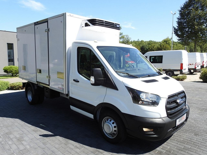 Ford TRANSIT CHŁODNIA KONTENER 0*C ZASILANIE 230V TEMPOMAT KLIMATYZAC - Furgoneta frigorifica: foto 4 Ford TRANSIT CHŁODNIA KONTENER 0*C ZASILANIE 230V TEMPOMAT KLIMATYZAC - Furgoneta frigorifica: foto 4