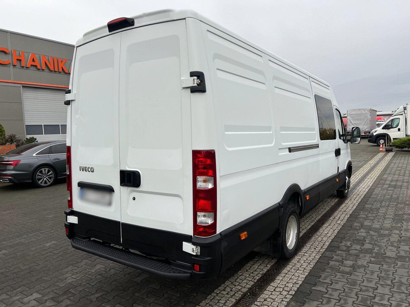 Iveco 50C15 3.0 Maxi Long L4H2 Brygadówka Doka 7-miejsc, Koła Bliźniac - Minibús, Furgoneta de pasajeros: foto 4 Iveco 50C15 3.0 Maxi Long L4H2 Brygadówka Doka 7-miejsc, Koła Bliźniac - Minibús, Furgoneta de pasajeros: foto 4