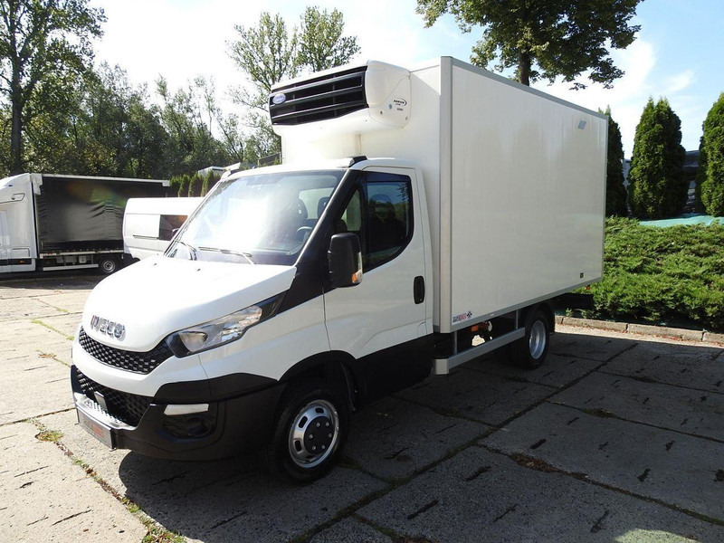 Furgoneta frigorifica Iveco DAILY 35C15 KONTENER CHŁODNIA -12*C ZASILANIE 230V BLIŹNIACZE KO: foto 6 Furgoneta frigorifica Iveco DAILY 35C15 KONTENER CHŁODNIA -12*C ZASILANIE 230V BLIŹNIACZE KO: foto 6