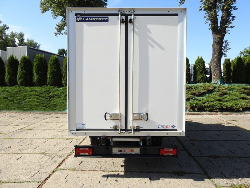 Furgoneta frigorifica Iveco DAILY 35C15 KONTENER CHŁODNIA -12*C ZASILANIE 230V BLIŹNIACZE KO: foto 11 Furgoneta frigorifica Iveco DAILY 35C15 KONTENER CHŁODNIA -12*C ZASILANIE 230V BLIŹNIACZE KO: foto 11