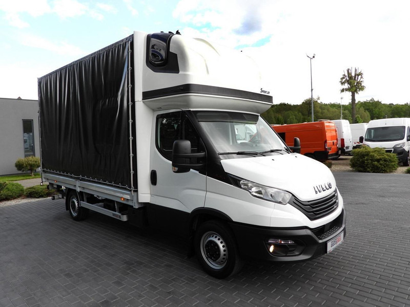 Iveco DAILY 35S18 PLANDEKA WINDA 8 PALET WEBASTO TEMPOMAT KLIMATYZACJA - Furgoneta con lona: foto 4 Iveco DAILY 35S18 PLANDEKA WINDA 8 PALET WEBASTO TEMPOMAT KLIMATYZACJA - Furgoneta con lona: foto 4