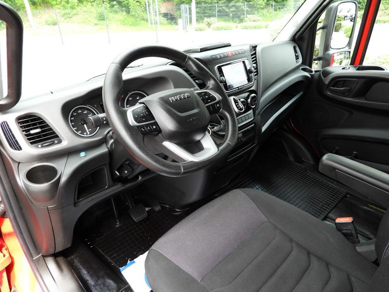 Iveco DAILY 35S21 PLANDEKA 10 PALET WEBASTO TEMPOMAT NAWIGACJA LEDY PN - Furgoneta con lona: foto 2 Iveco DAILY 35S21 PLANDEKA 10 PALET WEBASTO TEMPOMAT NAWIGACJA LEDY PN - Furgoneta con lona: foto 2