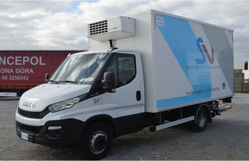 Iveco DAILY 60C15 REFRIGERATOR + SIDE AND REAR DOORS, LIFT FOLDED UNDE - Furgoneta frigorifica: foto 1 Iveco DAILY 60C15 REFRIGERATOR + SIDE AND REAR DOORS, LIFT FOLDED UNDE - Furgoneta frigorifica: foto 1