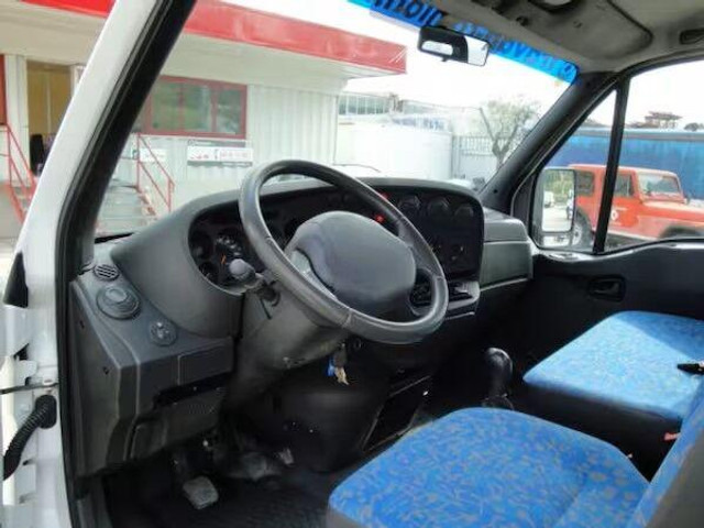 Leasing de Iveco Daily 35C11 - flatbed+crane Iveco Daily 35C11 - flatbed+crane: foto 12