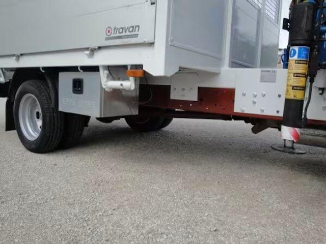 Leasing de Iveco Daily 35C11 - flatbed+crane Iveco Daily 35C11 - flatbed+crane: foto 10