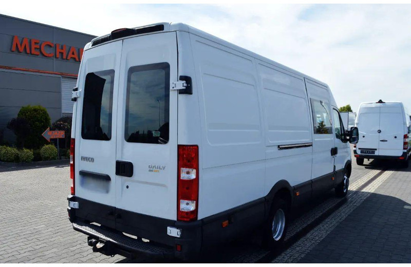 Iveco Daily 35C15 Furgon L4H3 Brygadówka 6-seater Doka Doubel Cabin - Minibús, Furgoneta de pasajeros: foto 5 Iveco Daily 35C15 Furgon L4H3 Brygadówka 6-seater Doka Doubel Cabin - Minibús, Furgoneta de pasajeros: foto 5