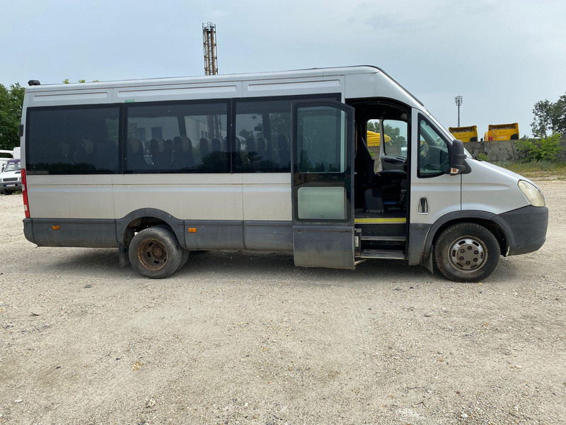 Iveco Daily 50 C 18 - 20 personal minibus - Minibús, Furgoneta de pasajeros: foto 4 Iveco Daily 50 C 18 - 20 personal minibus - Minibús, Furgoneta de pasajeros: foto 4
