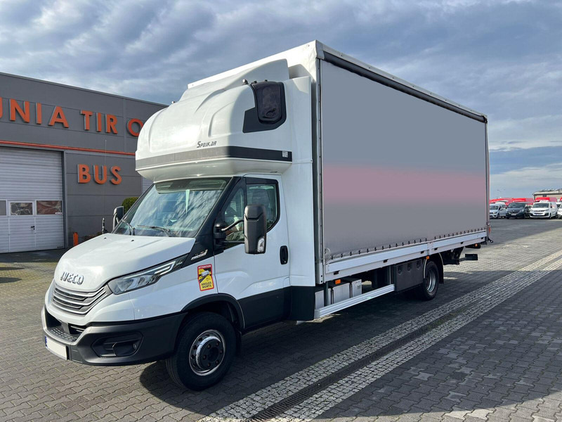 Iveco Daily 72C18 70C18 CURTAINE TILT+LIFT 1.HAND LED FULL OPTION - Camión lona: foto 2 Iveco Daily 72C18 70C18 CURTAINE TILT+LIFT 1.HAND LED FULL OPTION - Camión lona: foto 2