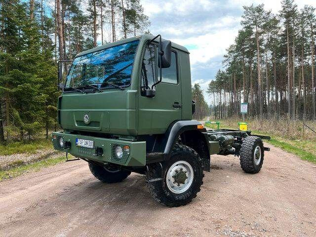 MAN 4x4 OFF ROAD CAMPER CHASSIS RAILY - Camión chasis: foto 1 MAN 4x4 OFF ROAD CAMPER CHASSIS RAILY - Camión chasis: foto 1