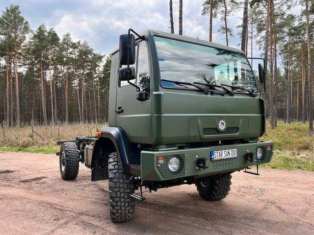 MAN 4x4 OFF ROAD CAMPER CHASSIS RAILY - Camión chasis: foto 2 MAN 4x4 OFF ROAD CAMPER CHASSIS RAILY - Camión chasis: foto 2