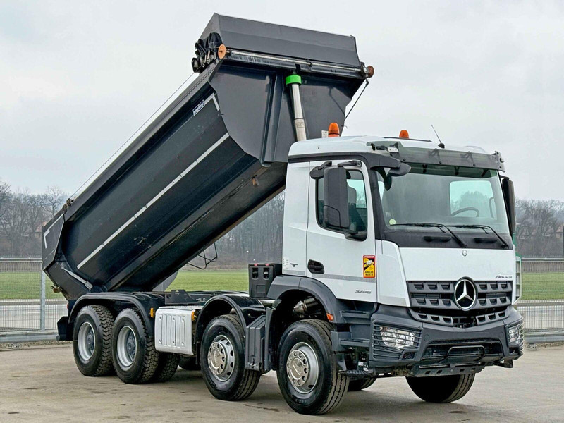 MAN AROCS 3246* KIPPER / 8x4 * TOPZUSTAND - Camión volquete: foto 4 MAN AROCS 3246* KIPPER / 8x4 * TOPZUSTAND - Camión volquete: foto 4