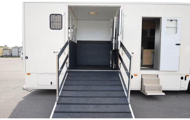 Camión para caballos MAN TGL 8.190: foto 8