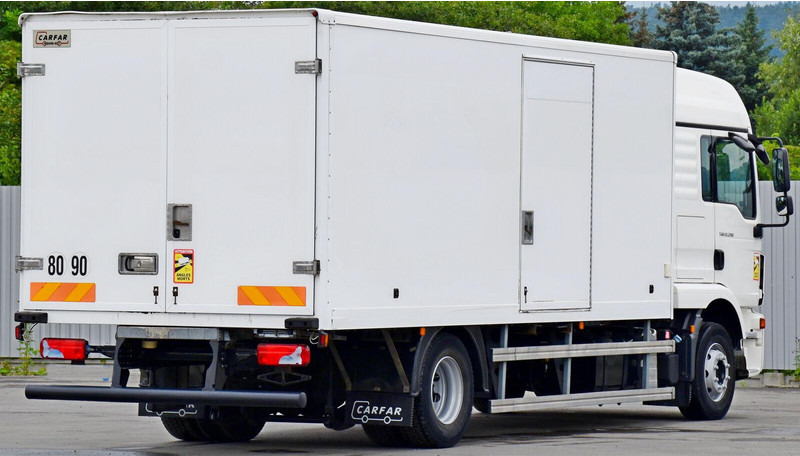 MAN TGM 12.290 - Camión caja cerrada: foto 4 MAN TGM 12.290 - Camión caja cerrada: foto 4