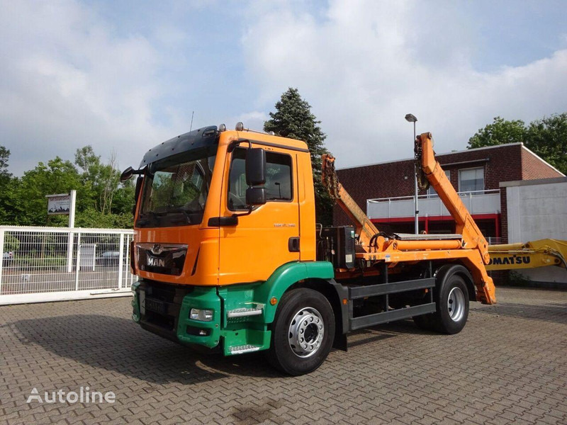MAN TGM 18.340 Meiller AK12 MT Skip Loader - Camión portacontenedor de cadenas: foto 1 MAN TGM 18.340 Meiller AK12 MT Skip Loader - Camión portacontenedor de cadenas: foto 1