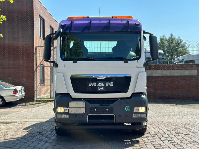 MAN TGS 18.400 Skip loader - Camión portacontenedor de cadenas: foto 2 MAN TGS 18.400 Skip loader - Camión portacontenedor de cadenas: foto 2