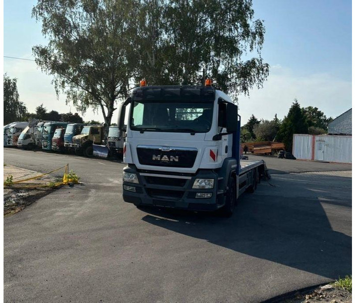 MAN TGS 26.360 machine / Autotransporter - Camión caja abierta: foto 2 MAN TGS 26.360 machine / Autotransporter - Camión caja abierta: foto 2