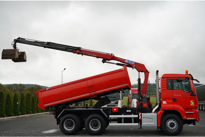 MAN TGS 26.400 / 6x4 / WYWROTKA 2 STRONNA + HDS HMF 1530 K2 / HYDR - Camión volquete, Camión grúa: foto 5 MAN TGS 26.400 / 6x4 / WYWROTKA 2 STRONNA + HDS HMF 1530 K2 / HYDR - Camión volquete, Camión grúa: foto 5