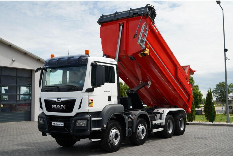 Leasing de MAN TGS 35.460 / 8X4 / WYWROTKA TYLNOZSYPOWA / HYDROKLAPA / 2018 ROK MAN TGS 35.460 / 8X4 / WYWROTKA TYLNOZSYPOWA / HYDROKLAPA / 2018 ROK: foto 12 Leasing de MAN TGS 35.460 / 8X4 / WYWROTKA TYLNOZSYPOWA / HYDROKLAPA / 2018 ROK MAN TGS 35.460 / 8X4 / WYWROTKA TYLNOZSYPOWA / HYDROKLAPA / 2018 ROK: foto 12