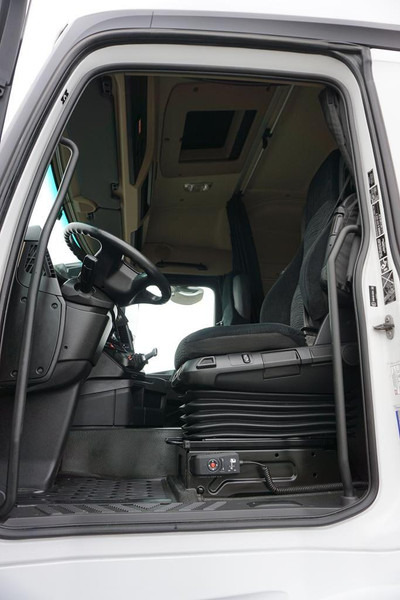 Camión caja cerrada Mercedes-Benz ACTROS / 2645 / E 6 / KONTENER + WINDA / 22 PALETY / ŁAD. 13 467: foto 7 Camión caja cerrada Mercedes-Benz ACTROS / 2645 / E 6 / KONTENER + WINDA / 22 PALETY / ŁAD. 13 467: foto 7