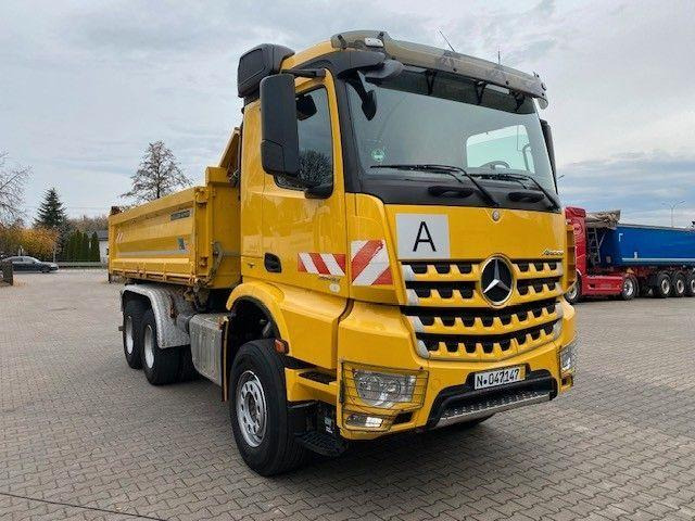 Mercedes-Benz AROCS 2648 - Camión volquete: foto 3 Mercedes-Benz AROCS 2648 - Camión volquete: foto 3