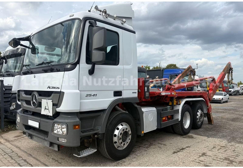 Mercedes-Benz Actros 2541 - Meiller AK 16 T Absetzkipper - Camión portacontenedor de cadenas: foto 3 Mercedes-Benz Actros 2541 - Meiller AK 16 T Absetzkipper - Camión portacontenedor de cadenas: foto 3